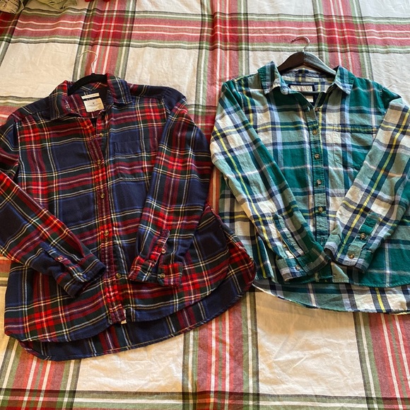 American Eagle Outfitters Other - Two Holiday Shirt 👕✨🎄🎅🏻🎁✨